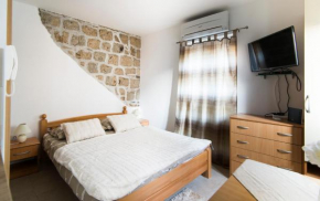 Отель La Perla Luxury Apartments  Сплит